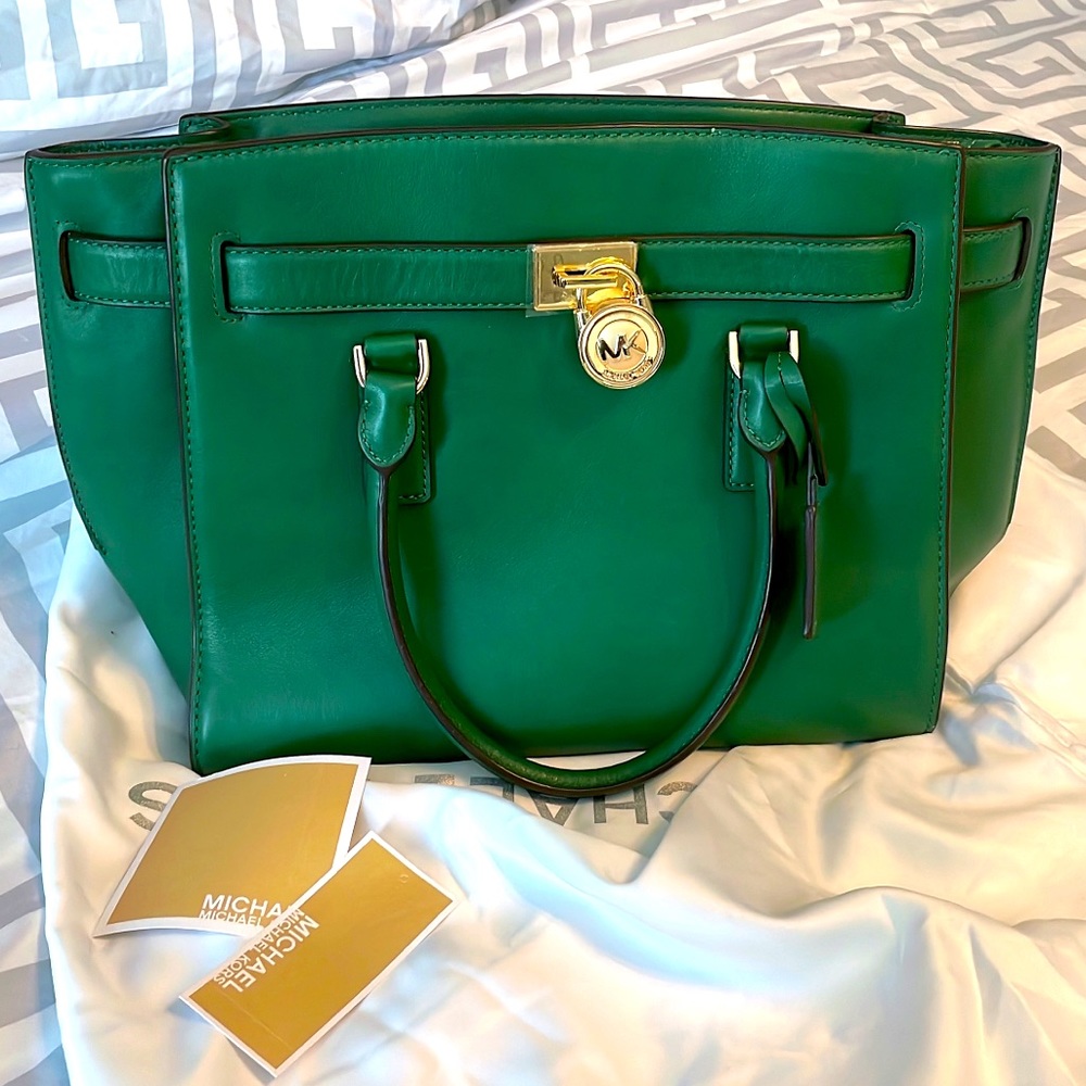 Michael Kors Hamilton Large Satchel in gooseberry (green) and gold 💼